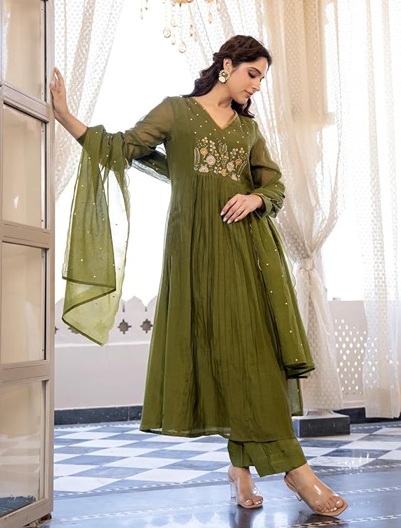 Nermosa Women Embroidery Solid Anarkali Kurta and Pant Set with Dupatta - Image 4